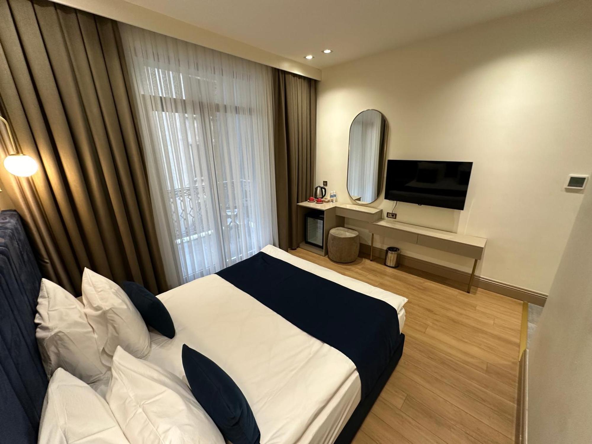 Taksim Bosphorus Hotel Стамбул Екстер'єр фото